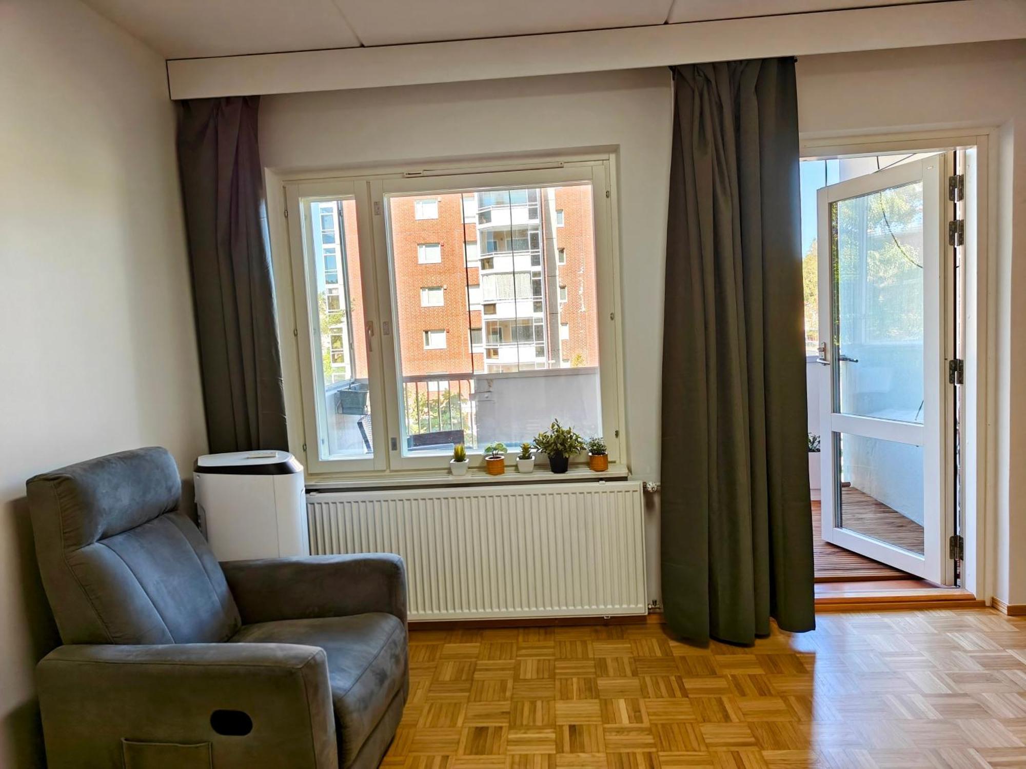72m2 With Cozy Balcony And Relaxing Sauna Appartamento